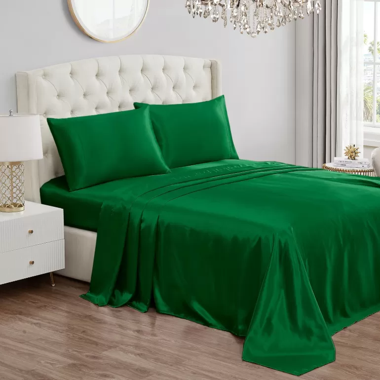 Solid Satin Lakan Set | Juicy Couture Flash Sale